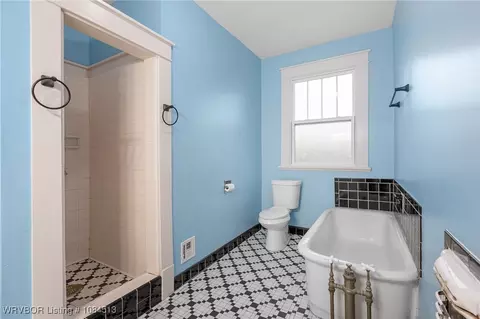 Bath - 615 May Ave, Fort Smith, AR 72901 photo 1 of 5