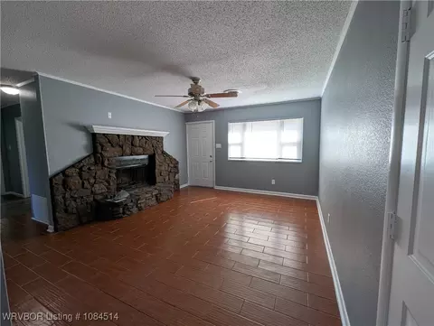 Living - 3315 Independence St, Fort Smith, AR 72903 photo 1 of 1
