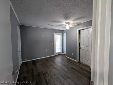 Bedroom - 3315 Independence St, Fort Smith, AR 72903 photo 2 of 4