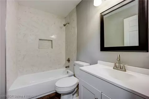 Bath - 3425 Santa Fe St, Fort Smith, AR 72904 photo 1 of 1