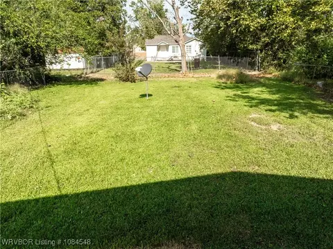 Exterior - 3425 Santa Fe St, Fort Smith, AR 72904 photo 8 of 8