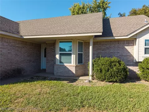 Exterior - 3405 Price Cir, Fort Smith, AR 72904 photo 3 of 8