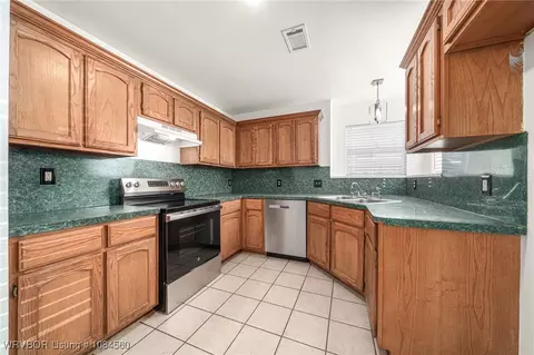 Kitchen - 3405 Price Cir, Fort Smith, AR 72904 photo 1 of 3