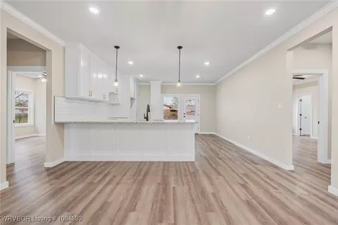 Living - 3115 Spradling Ave, Fort Smith, AR 72904 photo 1 of 5