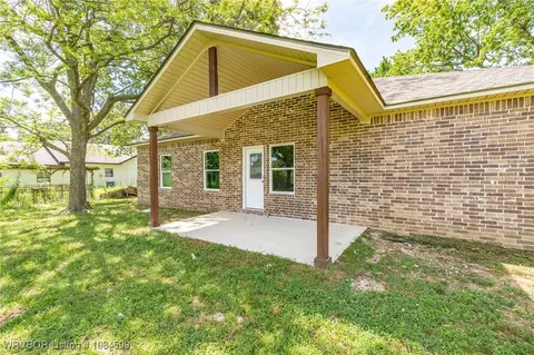 Exterior - 3115 Spradling Ave, Fort Smith, AR 72904 photo 4 of 10