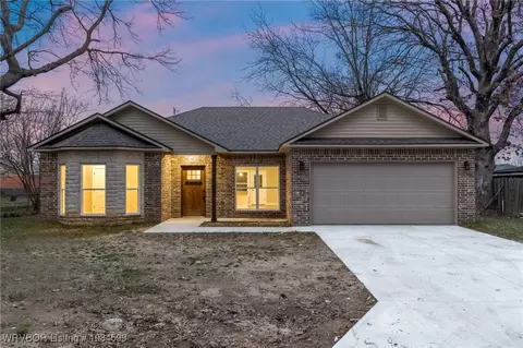 Exterior - 3115 Spradling Ave, Fort Smith, AR 72904 photo 8 of 10
