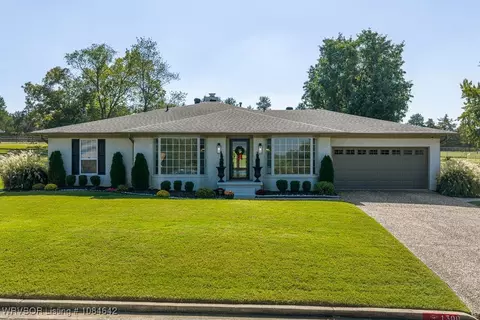 1300 Northview Dr, Van Buren, AR 72956