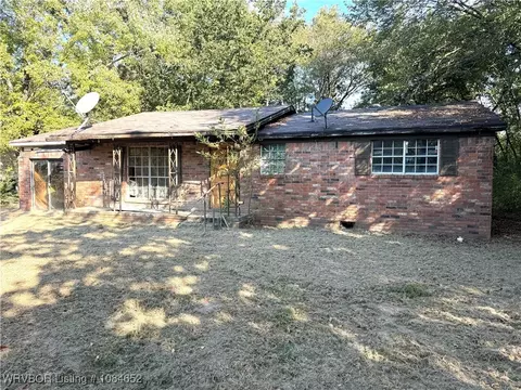 503 SW 9th St, Muldrow, OK 74948