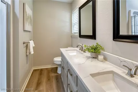 Bath - 5715 Enid St, Fort Smith, AR 72903 photo 3 of 4