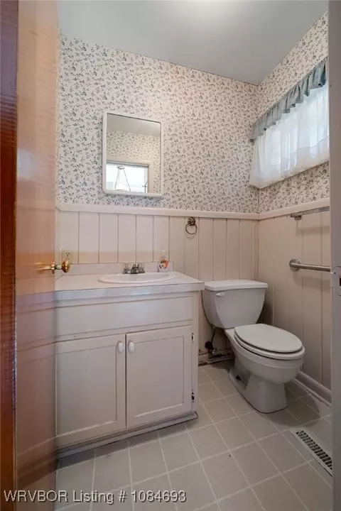 Bath - 2715 Dallas St, Fort Smith, AR 72901 photo 5 of 5
