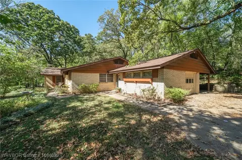 2715 Dallas St, Fort Smith, AR 72901