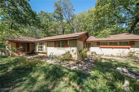 Exterior - 2715 Dallas St, Fort Smith, AR 72901 photo 3 of 19