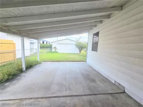 Exterior - 6115 S 10th St, Fort Smith, AR 72908 photo 2 of 6