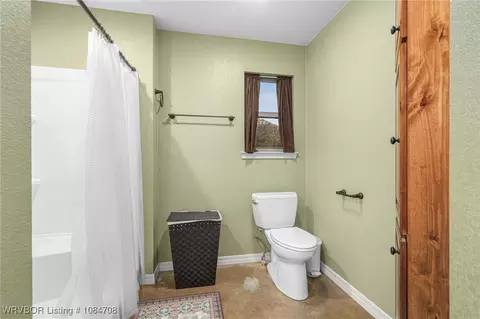 Bath - 22680 Smith Loop, Cameron, OK 74932 photo 3 of 6