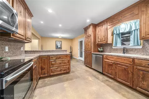 Kitchen - 22680 Smith Loop, Cameron, OK 74932 photo 3 of 6