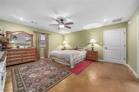 Bedroom - 22680 Smith Loop, Cameron, OK 74932 photo 1 of 10