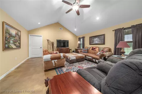 Entry Way - 22680 Smith Loop, Cameron, OK 74932 photo 3 of 5