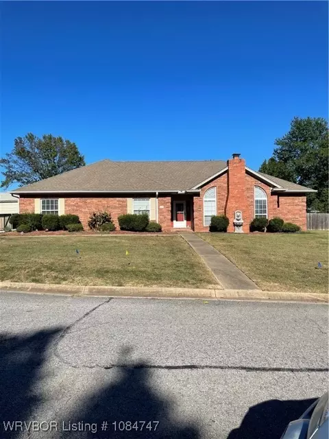 716 Lisa Ln, Van Buren, AR 72956