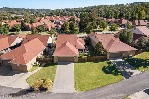 View/Area - 7002 Naples Way, Fort Smith, AR 72916 photo 2 of 4