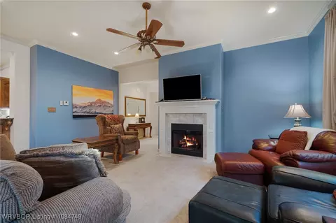 Living - 7002 Naples Way, Fort Smith, AR 72916 photo 1 of 2