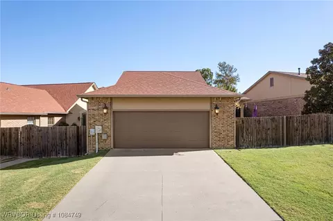 Exterior - 7002 Naples Way, Fort Smith, AR 72916 photo 5 of 5