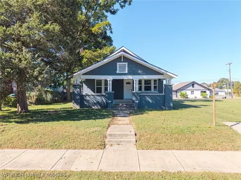 919 Clifton Ct, Fort Smith, AR 72903