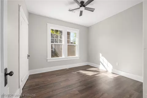 Bedroom - 919 Clifton Ct, Fort Smith, AR 72903 photo 2 of 4