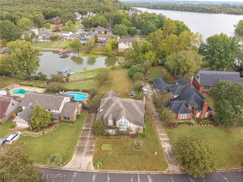 9005 Canterbury Cv, Fort Smith, AR 72903 photo 5