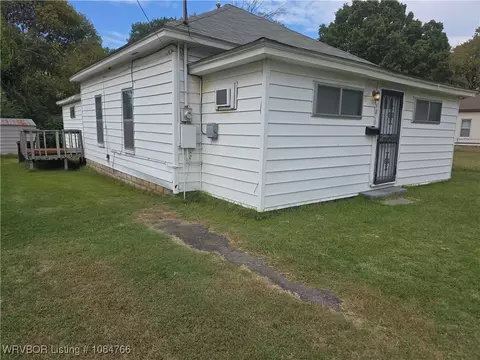 4810 27th St, Fort Smith, AR 72901