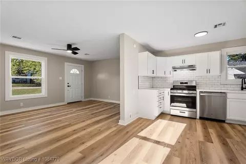 4001 Macarthur Dr, Fort Smith, AR 72904 photo 10
