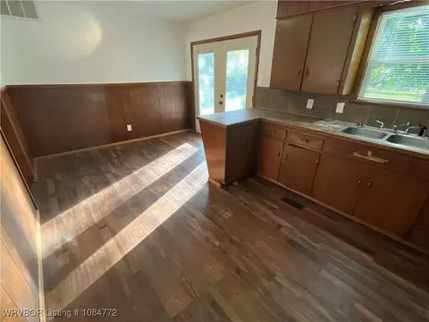 8000 Colony Ln, Fort Smith, AR 72908 photo 11