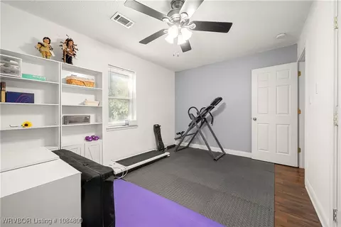 Bedroom - 1503 Bugscuffle Rd, Lavaca, AR 72941 photo 8 of 8