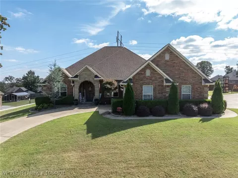 2304 Durango Dr, Van Buren, AR 72956