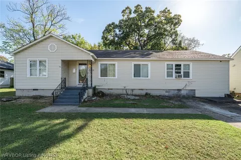2018 S U St, Fort Smith, AR 72901