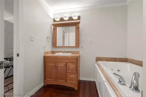 Bath - 2018 S U St, Fort Smith, AR 72901 photo 1 of 5