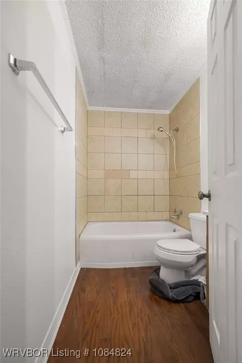 Bath - 2018 S U St, Fort Smith, AR 72901 photo 5 of 5