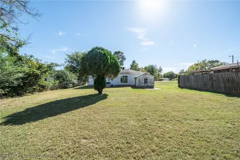 802 Church St, Barling, AR 72923 photo 36