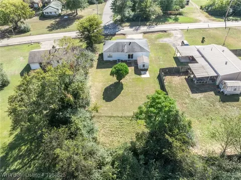 802 Church St, Barling, AR 72923 photo 33