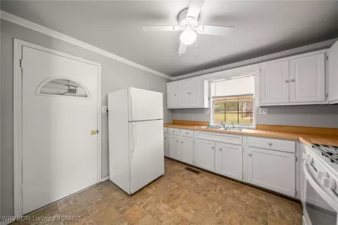 802 Church St, Barling, AR 72923 photo 11