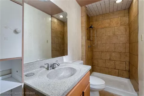 Bath - 4510 Irene St, Fort Smith, AR 72904 photo 2 of 2