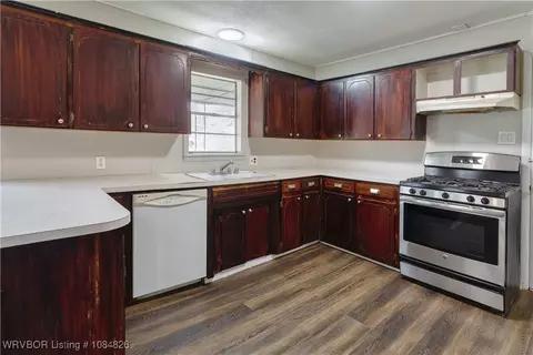 Kitchen - 4510 Irene St, Fort Smith, AR 72904 photo 1 of 1
