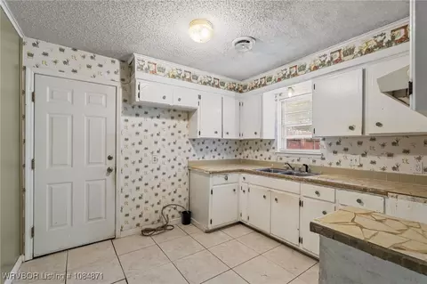 8917 S Fresno St, Fort Smith, AR 72903 photo 7