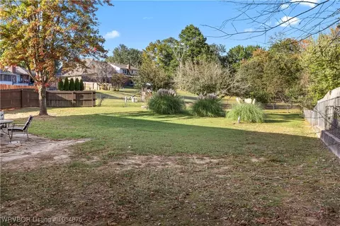 Exterior - 10717 Hunters Point Rd, Fort Smith, AR 72903 photo 13 of 19