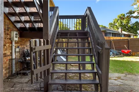 Exterior - 10717 Hunters Point Rd, Fort Smith, AR 72903 photo 10 of 19