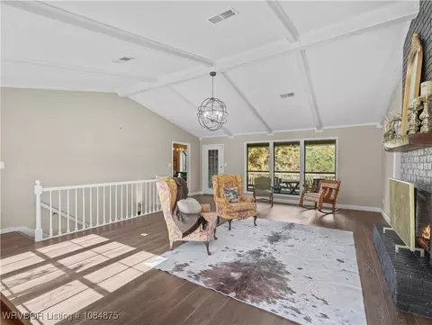 Living - 10717 Hunters Point Rd, Fort Smith, AR 72903 photo 1 of 6