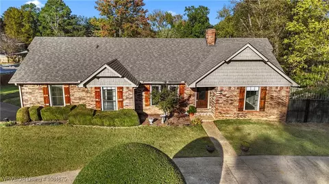 10717 Hunters Point Rd, Fort Smith, AR 72903