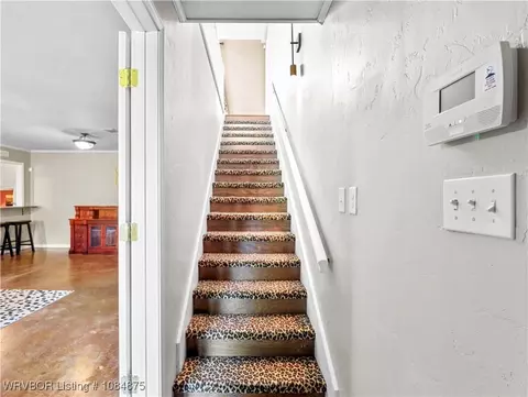 Entry Way - 10717 Hunters Point Rd, Fort Smith, AR 72903 photo 1 of 1