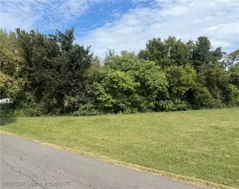 203 S Saddler St, Poteau, OK 74953