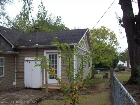 Exterior - 2100 S N St, Fort Smith, AR 72901 photo 9 of 10