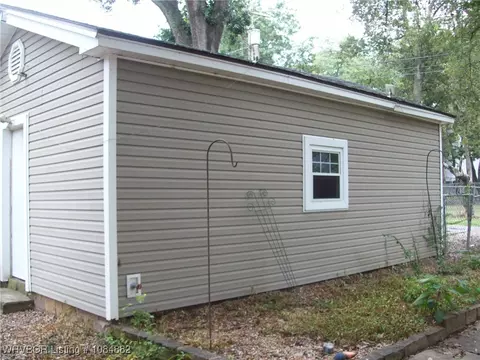 Exterior - 2100 S N St, Fort Smith, AR 72901 photo 7 of 10